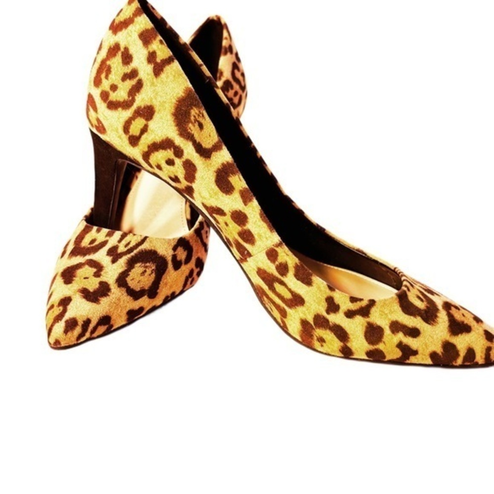 Kelly and Katie leopard pumps size 7